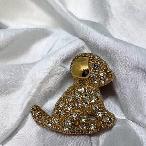 ROMAN Signed Vintage Puppy Dog Brooch Crystal Rhinestone Gold Tone Blue Eyes